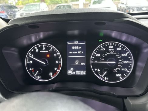 Used 2024 Subaru Crosstrek 2.0i Premium AWD/4WD image 16