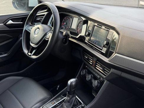 Used 2021 Volkswagen Jetta SE FWD image 20