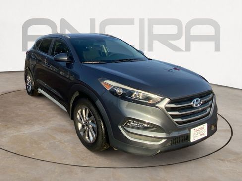 Used 2017 Hyundai Tucson SE image 4