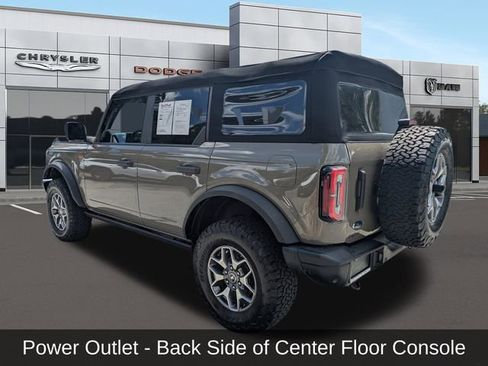 Used 2025 Ford Bronco Badlands AWD/4WD image 5