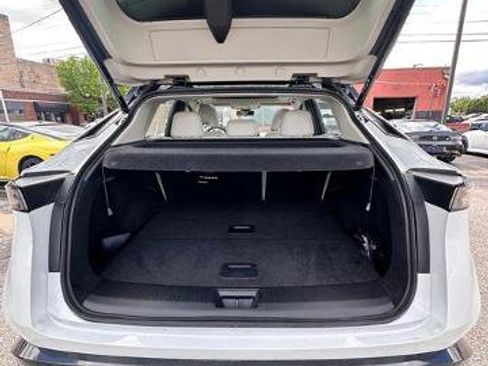 Certified 2023 Nissan Ariya FWD image 10