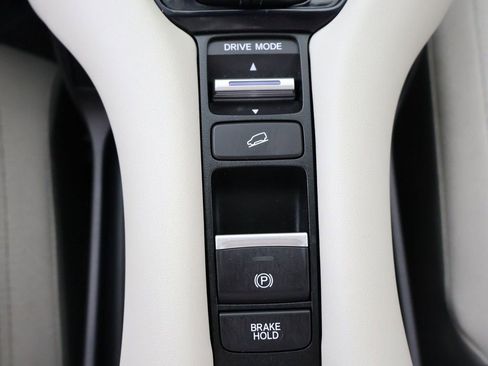 Used 2023 Honda HR-V LX image 44