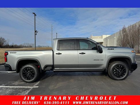 Used 2026 Chevrolet Silverado 2500 LTZ w/ Trail Boss Package AWD/4WD image 30