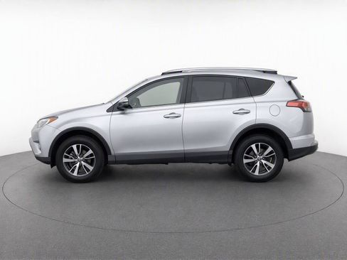 Used 2016 Toyota RAV4 XLE FWD image 7