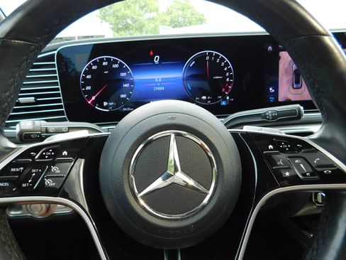 Used 2024 Mercedes-Benz GLE 450e 4MATIC image 24