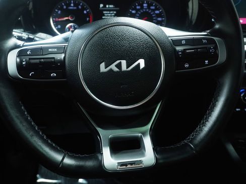 Used 2023 Kia K5 GT-Line image 16