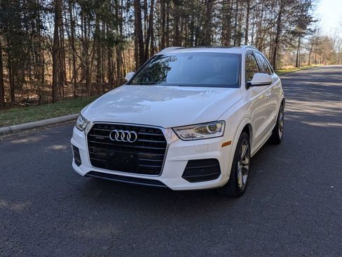 Used 2016 Audi Q3 2.0T Premium Plus w/ Technology Package image 2
