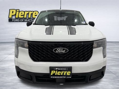 New 2025 Ford Maverick Lariat w/ Black Appearance Package image 8