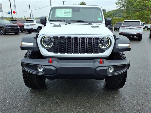 New 2025 Jeep Wrangler Unlimited Rubicon image 9