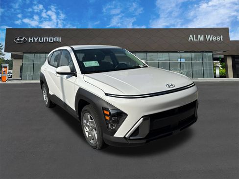 Used 2026 Hyundai Kona SE FWD image 3