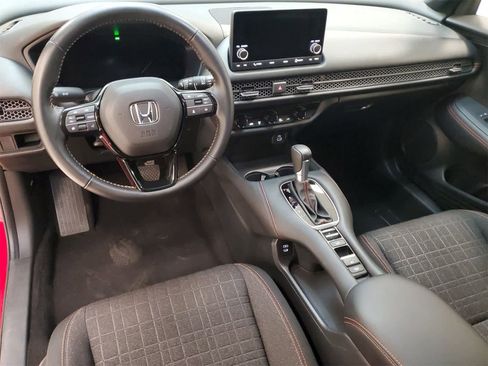 Certified 2025 Honda HR-V Sport image 18