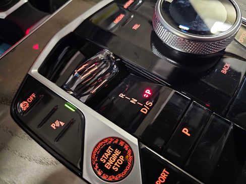 New 2026 BMW X7 M60i image 26