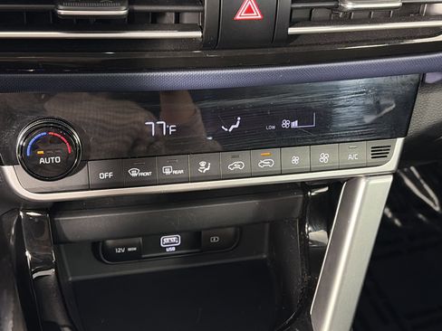 Certified 2023 Kia Seltos Nightfall Edition image 22