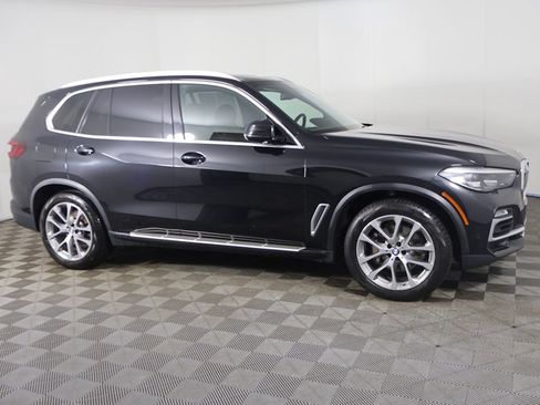 Used 2021 BMW X5 xDrive40i w/ Convenience Package AWD/4WD image 19