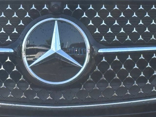 New 2027 Mercedes-Benz E 350 4MATIC Sedan image 3