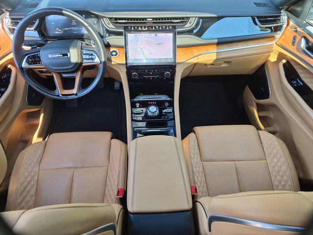 Certified 2024 Jeep Grand Cherokee Summit AWD/4WD image 19