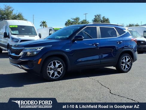 Used 2021 Kia Seltos EX AWD/4WD image 1