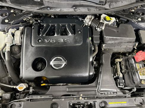Used 2017 Nissan Altima 3.5 SL FWD image 39