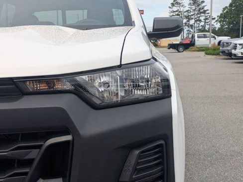 New 2026 Chevrolet Colorado W/T w/ WT Custom Package RWD image 11
