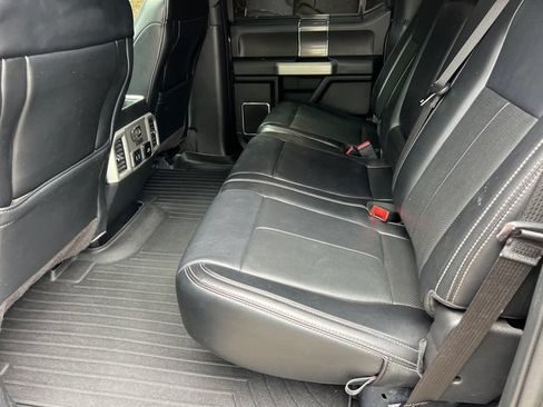 Used 2019 Ford F150 Lariat w/ Equipment Group 502A Luxury AWD/4WD image 22