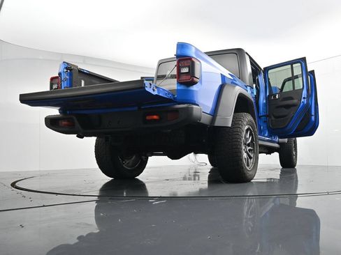 Used 2023 Jeep Gladiator Mojave w/ LED Lighting Group AWD/4WD image 46