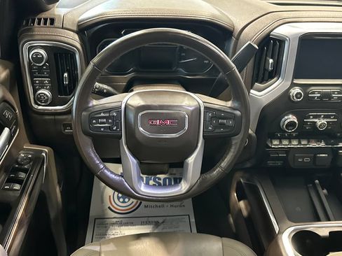 Used 2021 GMC Sierra 1500 SLT w/ SLT Premium Plus Package AWD/4WD image 28