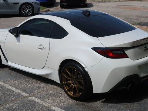 Used 2022 Toyota GR86 image 12