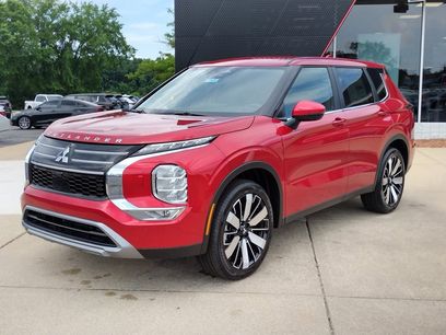 New 2025 Mitsubishi Outlander SE