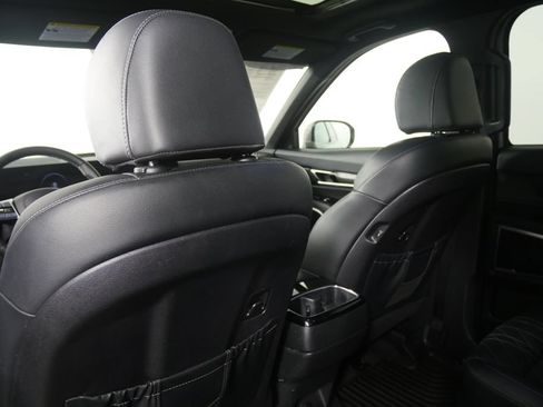 Used 2025 Kia Telluride SX X-Line AWD/4WD image 16
