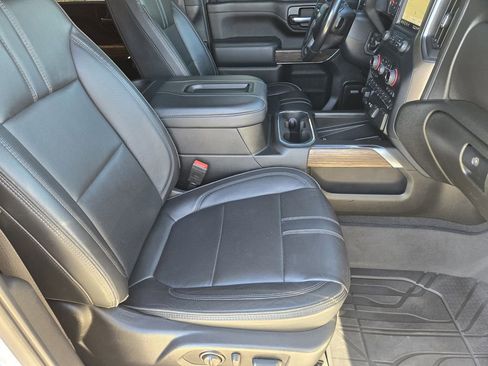 Used 2022 Chevrolet Silverado 3500 High Country image 13