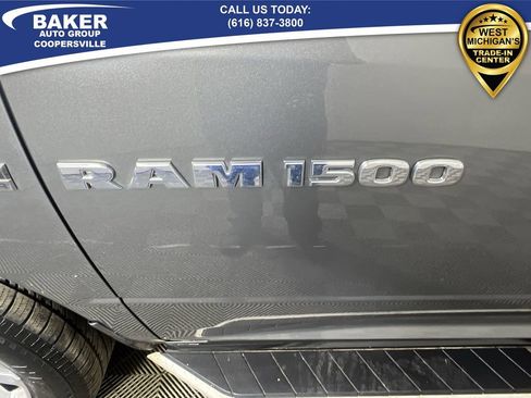 Used 2011 RAM 1500 ST w/ SXT Appearance Group image 28