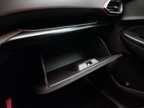 Used 2022 Chevrolet TrailBlazer RS image 29