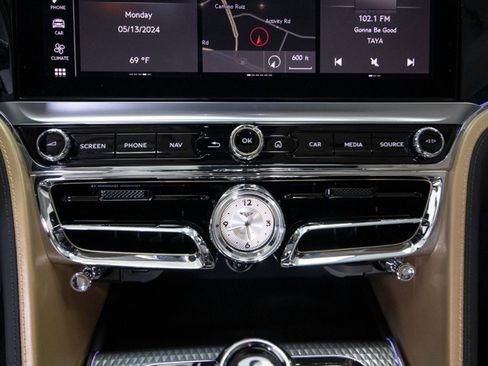 Used 2022 Bentley Flying Spur W12 AWD/4WD image 39