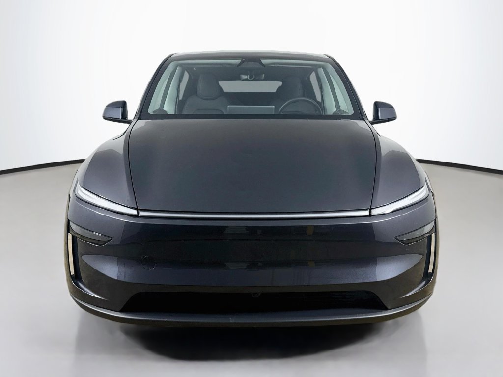 Used 2026 Tesla Model Y AWD image 2