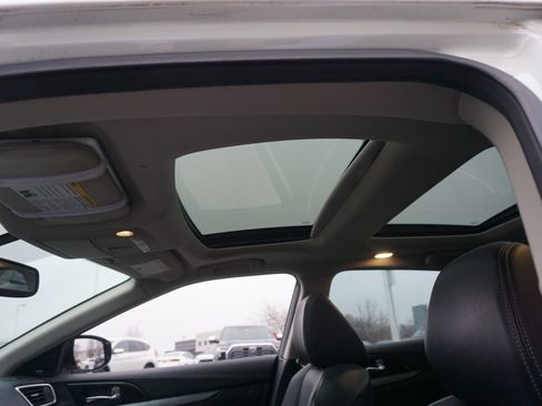 Used 2017 Nissan Maxima 3.5 SL image 8