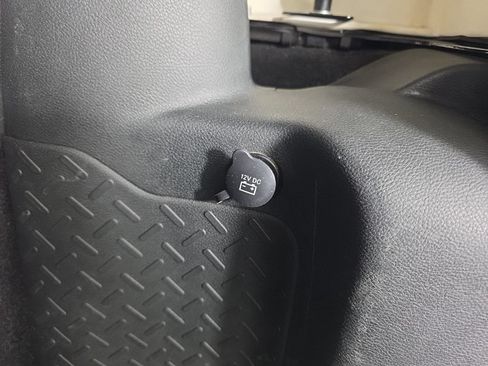 Used 2018 Jeep Wrangler Unlimited Sport S AWD/4WD image 25