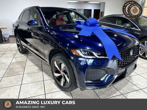 Used 2023 Jaguar F-PACE R-Dynamic S image 1