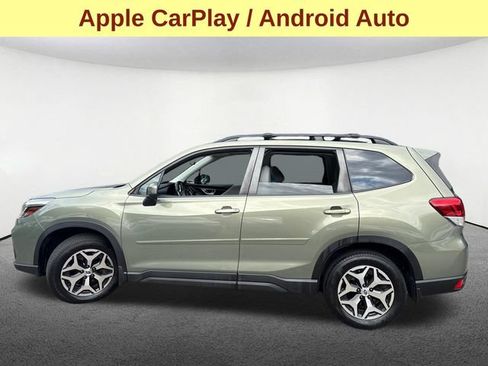 Used 2019 Subaru Forester Premium AWD/4WD image 6
