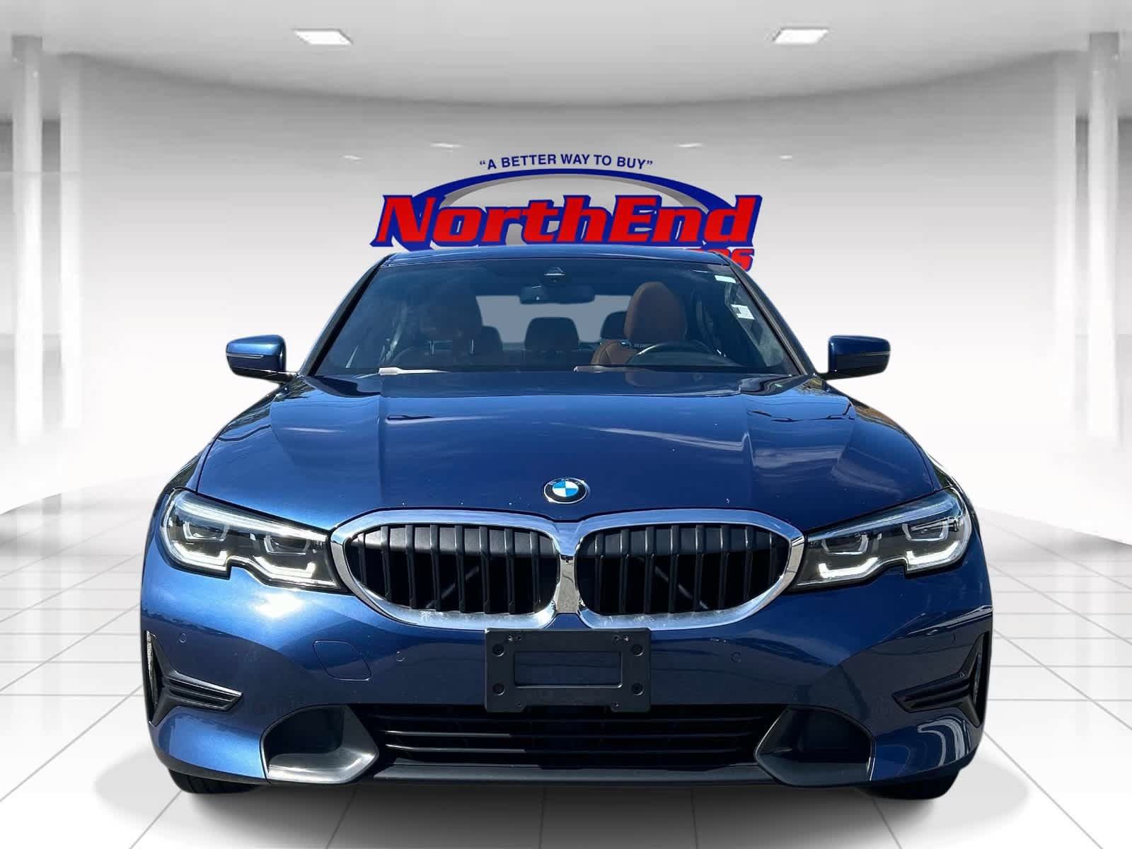Used 2022 BMW 330i xDrive Sedan w/ Driving Assistance Package AWD/4WD image 8