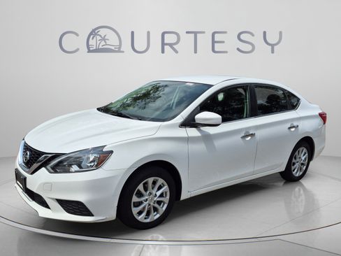 Used 2019 Nissan Sentra SV FWD image 1