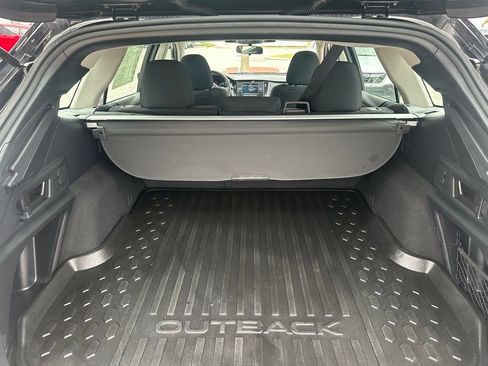 Used 2023 Subaru Outback 2.5i image 7