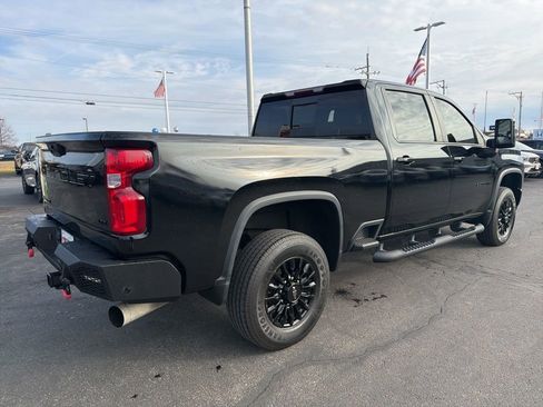 Used 2021 Chevrolet Silverado 2500 LTZ w/ LTZ Plus Package AWD/4WD image 5