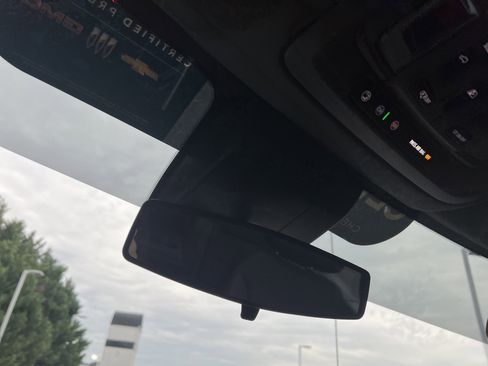 Certified 2024 Chevrolet Silverado 1500 LT Trail Boss w/ Convenience Package II image 27