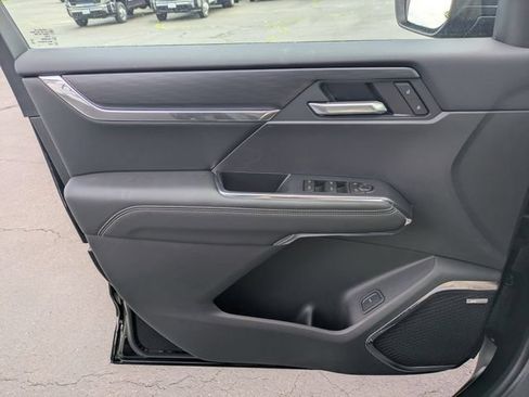 New 2026 GMC Acadia Elevation w/ Elevation Premium Package AWD/4WD image 11