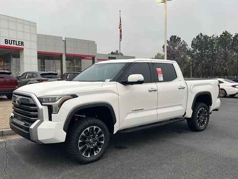 New 2026 Toyota Tundra Limited image 2