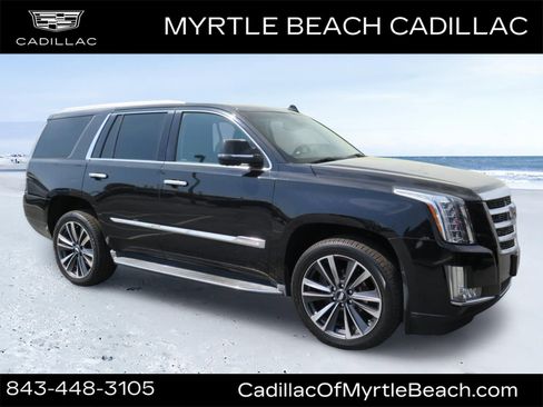Used 2016 Cadillac Escalade Luxury image 1