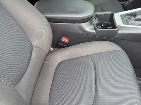 Used 2023 Toyota RAV4 LE FWD image 11