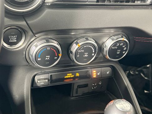 Used 2019 MAZDA MX-5 Miata RF Grand Touring w/ GT-S Package image 16