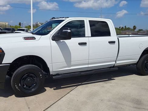 New 2026 RAM 2500 Tradesman AWD/4WD image 4