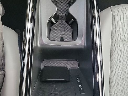 Certified 2023 Volkswagen ID.4 Pro S image 10